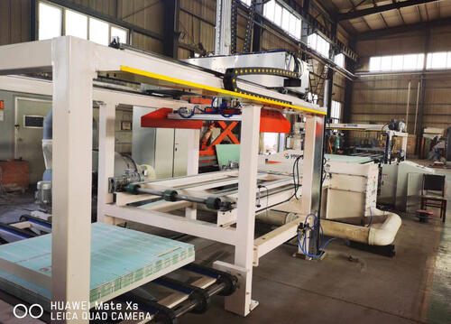 The gypsum strip dunnage cutting machine is to be shipped to Nepal.