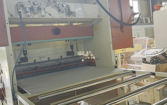 Good price CNC Controlled Energy Saving High Efficient Hole Punching Machine for MDF and Gypsum Board Perforator online