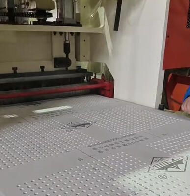 Professional 160 Tons Pressure 11 KW Power Drywall Hole Puncher With Multiple Hole Shapes For Gypsum Board And Fiber Cement Panel